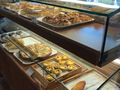 面包甜点陈列柜-一鸣真鲜奶吧(汇金店)