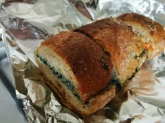 黑松露鱼子酱面包-Let's Taipei 非常烘焙(太古里店)