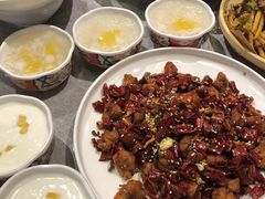 -大中华酒楼·主席武昌鱼·武汉美食地标(江汉路步行街店)
