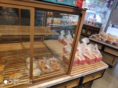 面包甜点陈列柜-皇家美孚(海云庵店)