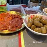 跟着成都本地人吃｜东门牛市口新晋排队凶火锅🍲