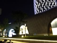 -上海尚嘉中心