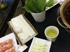 -怡品川宇火锅(宝立方店)
