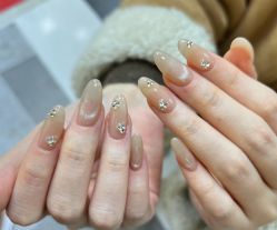 -爱纶美·美甲美睫半永久