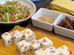 -魁盛居百年鲁菜馆(县西巷店)