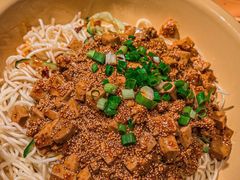 -鹤江桥·红油牛肉粉(SKP店)