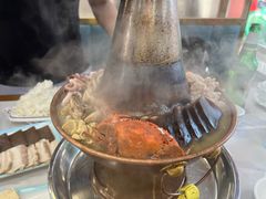 -一口猪海鲜浑锅·东北家常菜