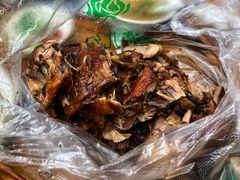 -王浩儿纪六孃甜皮鸭(乐山总店)