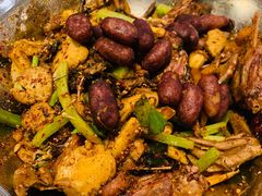 魔芋仔-嘎嘎鸭下巴·爆辣干锅(女人街店)