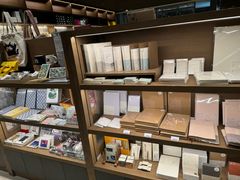 -茑屋书店(天目里店)