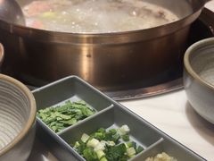 -喃喃椰·糟粕醋·椰子鸡火锅(七堡花园店)