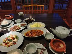 宫爆黑松露虾球-丽江金茂凯悦臻选酒店-滇香馆