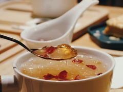 蔓越莓桃胶炖银耳-炖物24章·顺时轻养茶(杭州保利时光里店)