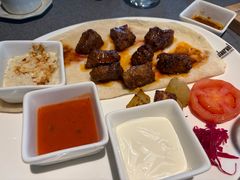 -Efes Turkish & Mediterranean Cuisine 艾菲斯餐厅(陆家嘴店)