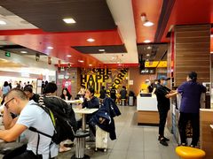 -麦当劳甜品站(高德置地广场春广场店)