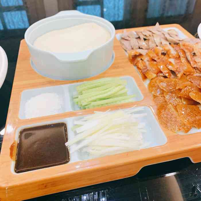 吕宋海鲜楼-"菜品味道不错,服务还算中规中矩!没有大毛.