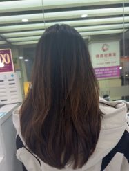 -镁连社·美联社