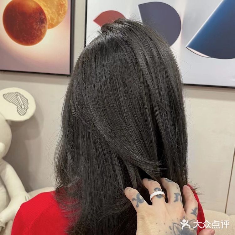 脸型基本上是不太挑，圆脸、窄长脸、方脸、鹅