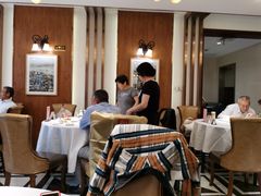 -老人和饭店(淮海中路店)