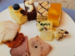 希尔顿巧克力蛋糕-西安高新希尔顿酒店·咖啡露台西餐厅