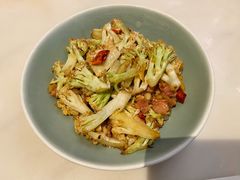 培根虾米煸菜花-港丽餐厅(高德置地店)