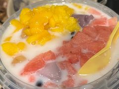 -洞亭火锅(防空洞总店)