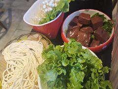 -潮牛海记•潮汕牛肉火锅•醉鸡煲•粿条汤(通北路店)