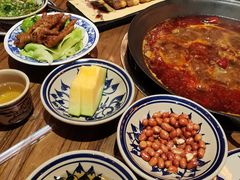 -旧街市鲜货老火锅(大光路店)