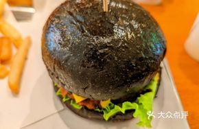 Classic Black Burger