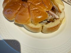 -Mogul Eatery·大亨餐酒馆