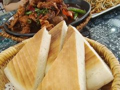 -八两八金·莱芜特色炒鸡(市南漳浦路店)