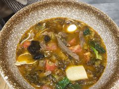 -蒙自源过桥米线(红谷滩万达店)