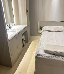 -PE SALON