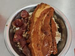 -梁阿婆廿年老牌扣肉糯米饭