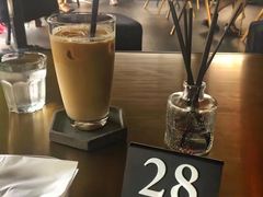 -UNI UNI(环亚凯瑟琳店)