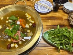 -顶顶汤火牛排火锅·经典铜锅涮肉