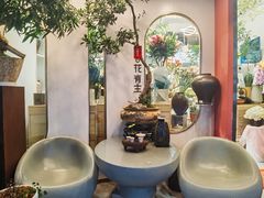 -溪岸路花鸟市场