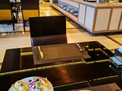 -大中华希尔顿酒店-念自助餐·嗨啤·小龙虾