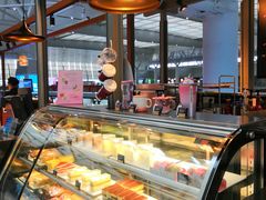 荔枝草莓慕斯蛋糕-COSTA COFFEE(上海虹桥枢纽2店)