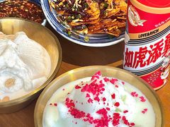 不丢嘴洋芋片-包整·丝娃娃(一览甲秀楼风景店)