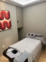-PE SALON