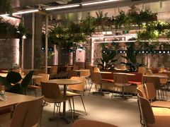 大堂-老乡鸡(上海白玉兰广场店)