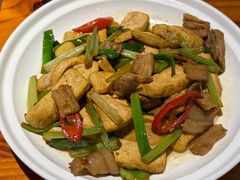 -九道菜有鸡鱼头(石鼓路店)