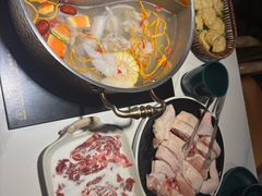 -椰子湾·海南火锅·糟粕醋·椰子鸡(正大广场店)