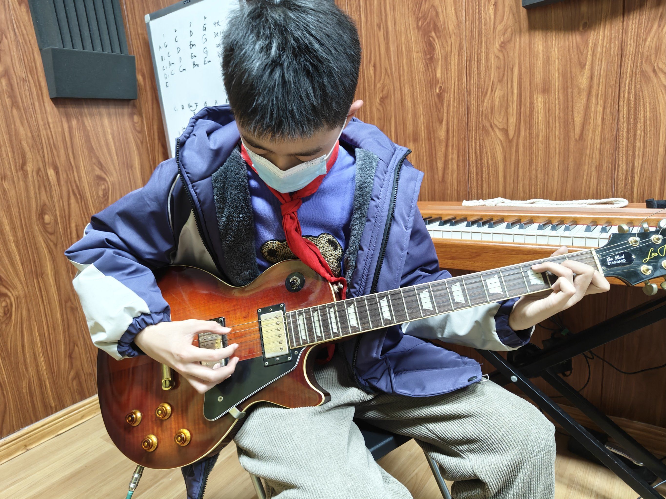 学艺术到锐童时代#吉他弹唱#吉他#电吉他#电吉他solo#技能培训#才艺