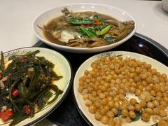 -鑫悦楼煎蟹·16年海鲜大排档