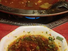 -山城年华老火锅(玉林店)
