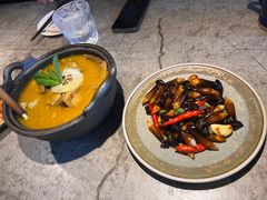 -半山腰·云南菜(侨福芳草地店)