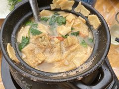 -官塘陈记鱼生·潮汕砂锅粥·牛肉火锅(潮枫路总店)