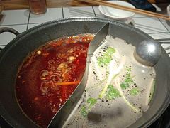 -热火朝天鲜切牛肉火锅(南强街巷店)
